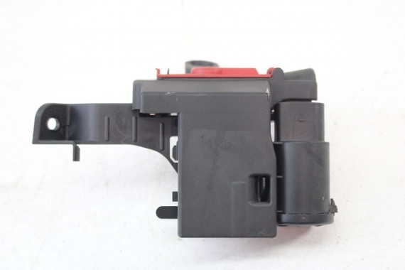 AUDI A4 A5 SKRZYNKA BEZPIECZNIKÓW 8W0941823F OBUDOWA 8W0 941 823 F ROZDZIELACZ PRADAWY PRĄDU 8W 8W0941823 8W0941823F 8W0941823F