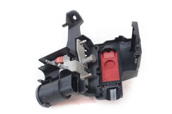 AUDI A4 A5 SKRZYNKA BEZPIECZNIKÓW 8W0941823F OBUDOWA 8W0 941 823 F ROZDZIELACZ PRADAWY PRĄDU 8W 8W0941823 8W0941823F 8W0941823F