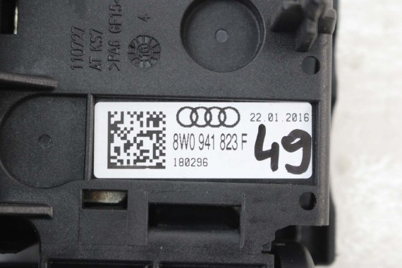 AUDI A4 A5 SKRZYNKA BEZPIECZNIKÓW 8W0941823F OBUDOWA 8W0 941 823 F ROZDZIELACZ PRADAWY PRĄDU 8W 8W0941823 8W0941823F 8W0941823F