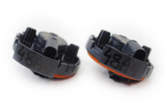 AUDI A4 A5 Q7 CZUJNIK UDERZENIOWY 4M0955557A 4M0 955 557 A 8W 4M UDERZENIA CZUJNIKI UDERZENIOWE A1 B9 F5 4M0955557A 4M0955557