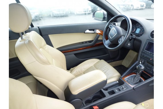 AUDI A3 LISTWY OZDOBNE POPIENICZKA DEKOR DEKORY 8P 8P0857951 8P0864261M 8P3867409C 8P3867410C 1WV orzechowy 8P0857951 8P0864261