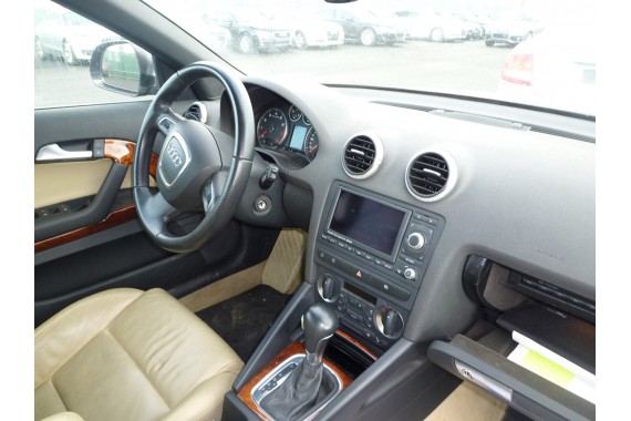 AUDI A3 LISTWY OZDOBNE POPIENICZKA DEKOR DEKORY 8P 8P0857951 8P0864261M 8P3867409C 8P3867410C 1WV orzechowy 8P0857951 8P0864261