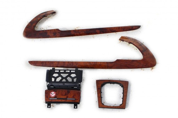 AUDI A3 LISTWY OZDOBNE POPIENICZKA DEKOR DEKORY 8P 8P0857951 8P0864261M 8P3867409C 8P3867410C 1WV orzechowy 8P0857951 8P0864261