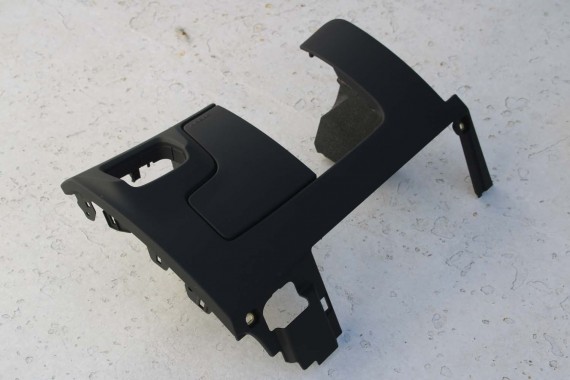 AUDI A3 SCHOWEK KONSOLI KIEROWCY 8V5880301 8V5880301 wykończenie kolor 6PS 8V5880301A 8V5880301B 8V5880301 czarny USA 8V5880301