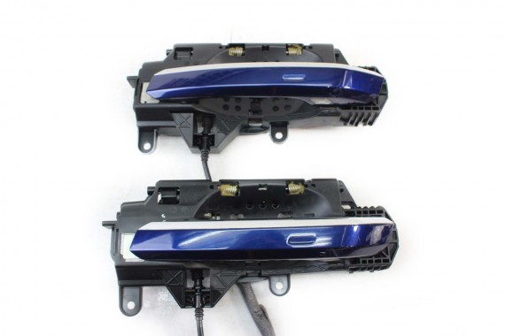 AUDI A4 A5 KLAMKA DRZWI...