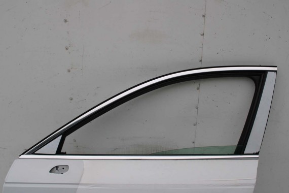 AUDI A4 SEDAN 8W B9 LS9R DRZWI LEWE PRZÓD + TYŁ STRONA LEWA przednie + tylne 2 sztuki 2Y2Y 8W0831051 8W5833051 8W0831051A białe