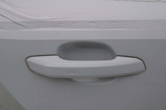 AUDI A4 SEDAN DRZWI PRAWE PRZÓD + TYŁ STRONA PRAWA przednie + tylne 2 sztuki 2 szt. 8W B9 biały LS9R 2Y2Y 8W0831052 8W5833052