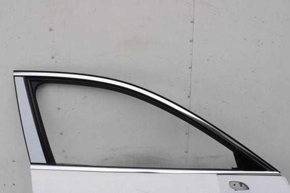 AUDI A4 SEDAN DRZWI PRAWE PRZÓD + TYŁ STRONA PRAWA przednie + tylne 2 sztuki 2 szt. 8W B9 biały LS9R 2Y2Y 8W0831052 8W5833052