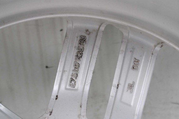 AUDI A4 A5 FELGI 17 cali OPONY KOŁA felga 8W0601025E 7.5J*17H2 ET38 8W opona 225/50/17 8W0601025E 8W0601025E 8W0601025 8W0601025