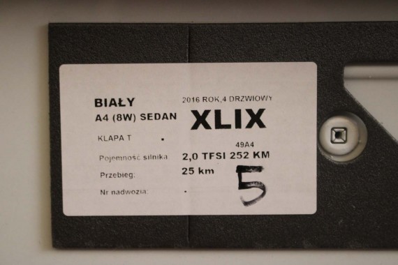 AUDI A4 SEDAN TYŁ ZDERZAK tylny + KLAPA BAGAŻNIKA 8W B9 2Y2Y LS9R biały ZESTAW KOMPLET 8W5827025 8W5807511 8W5807067 8W5807521