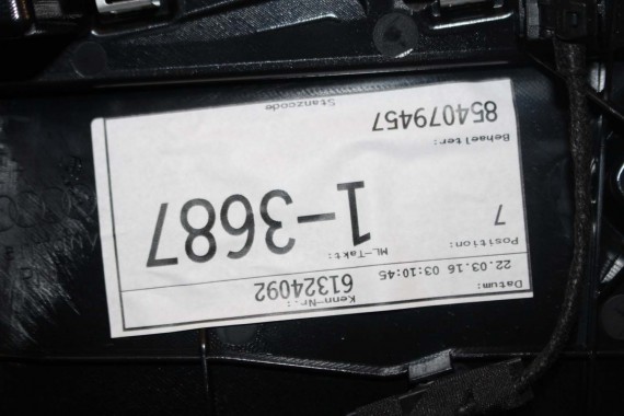 AUDI A4 8W BOCZEK BOCZKI DRZWI drzwiowe tapicerka SEDAN 8W 8W5 B9 skóra kolor czarny 8W1867103 8W1867104 8W0867303 8W0867304