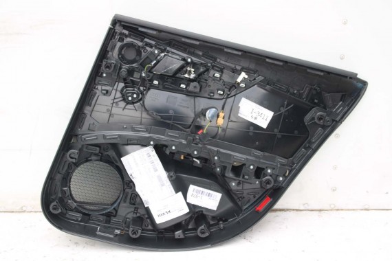AUDI A4 8W BOCZEK BOCZKI DRZWI drzwiowe tapicerka SEDAN 8W 8W5 B9 skóra kolor czarny 8W1867103 8W1867104 8W0867303 8W0867304