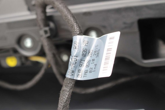 AUDI A4 8W BOCZEK BOCZKI DRZWI drzwiowe tapicerka SEDAN 8W 8W5 B9 skóra kolor czarny 8W1867103 8W1867104 8W0867303 8W0867304