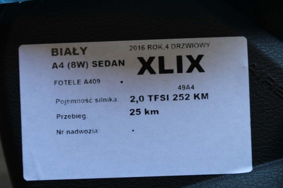 AUDI A4 8W SEDAN FOTELE KOMPLET FOTELI siedzeń siedzenia fotel tapicerka 8W5 8W skóra kolor czarny B9 fotele tapicerka czarna 8W