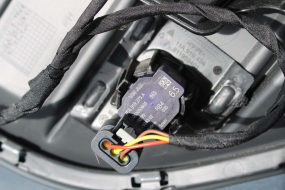 VW ID4 Pro PRZÓD maska błotniki zderzak pas przedni lampy wzmocnienie błotnik lampa C2C2 LA7C 11B941005A 11B941006A FULL LED