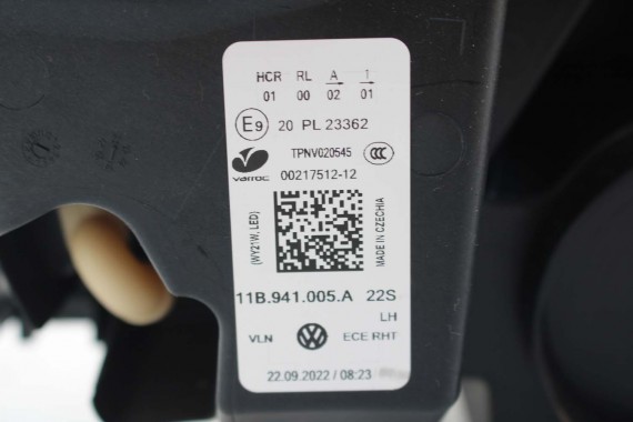 VW ID4 Pro PRZÓD maska błotniki zderzak pas przedni lampy wzmocnienie błotnik lampa C2C2 LA7C 11B941005A 11B941006A FULL LED
