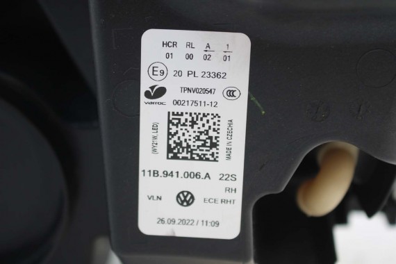 VW ID4 Pro PRZÓD maska błotniki zderzak pas przedni lampy wzmocnienie błotnik lampa C2C2 LA7C 11B941005A 11B941006A FULL LED