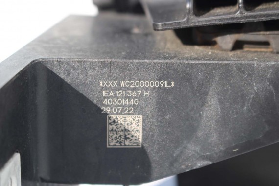 VW ID4 Pro PRZÓD maska błotniki zderzak pas przedni lampy wzmocnienie błotnik lampa C2C2 LA7C 11B941005A 11B941006A FULL LED