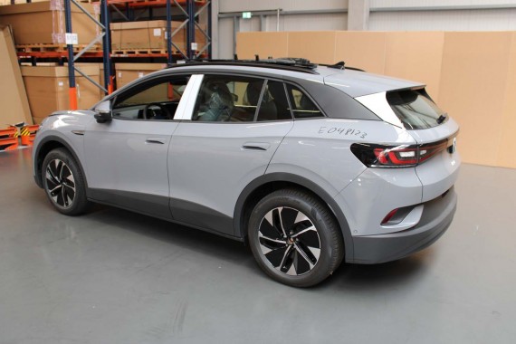 VW ID4 Pro DRZWI LEWE PRZÓD + TYŁ STRONA LEWA przednie + tylne 2 sztuki C2C2 LA7C 11A831055A 11A833055 11A831055 11A833055