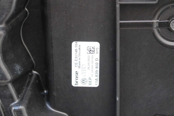 VW ID4 Pro DRZWI PRAWE PRZÓD + TYŁ STRONA PRAWA przednie + tylne 2 sztuki C2C2 LA7C 11A831056A 11A833056 11A831056 11A833056