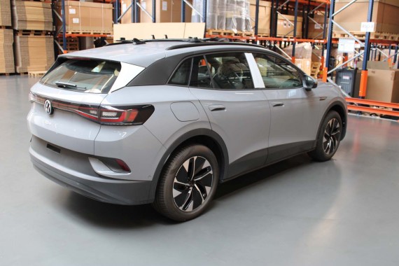 VW ID4 Pro DRZWI PRAWE PRZÓD + TYŁ STRONA PRAWA przednie + tylne 2 sztuki C2C2 LA7C 11A831056A 11A833056 11A831056 11A833056