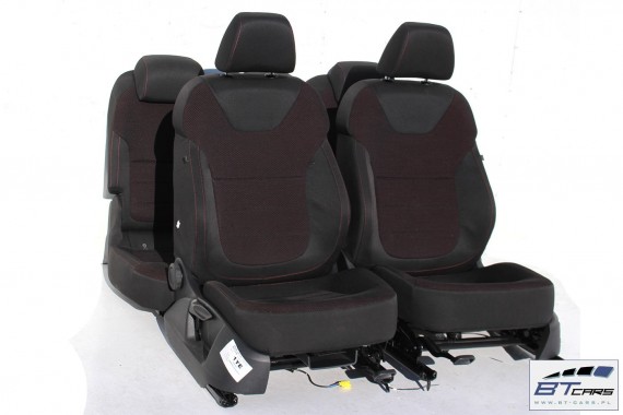 SKODA YETI FOTELE KOMPLET FOTELI siedzeń siedzenia fotel tapicerka 5L welur kolor czarny i czerwony kanapa siedzisko oparcie