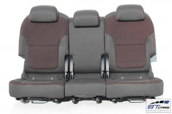 SKODA YETI FOTELE KOMPLET FOTELI siedzeń siedzenia fotel tapicerka 5L welur kolor czarny i czerwony kanapa siedzisko oparcie