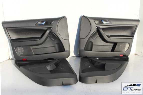 SKODA YETI FOTELE KOMPLET FOTELI siedzeń siedzenia fotel tapicerka 5L welur kolor czarny i czerwony kanapa siedzisko oparcie