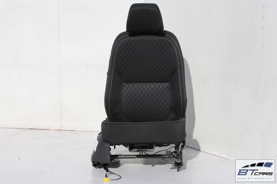SKODA YETI FOTELE KOMPLET FOTELI siedzeń siedzenia fotel tapicerka 5L welur kolor czarny kanapa siedzisko oparcie
