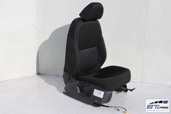 SKODA YETI FOTELE KOMPLET FOTELI siedzeń siedzenia fotel tapicerka 5L welur kolor czarny kanapa siedzisko oparcie