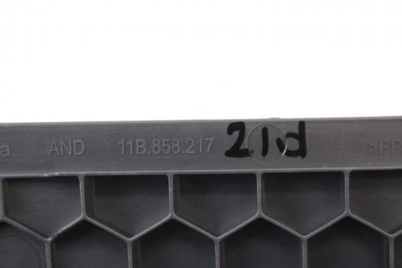 VW ID4 Pro ZAŚLEPKA 11B858217 11B858218 WYKOŃCZENIE KONSOLI NAKŁADKA 11B858217 11B858218 11B858217 11B858218 11B858217 11B858218