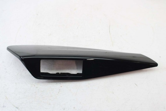 VW ID4 Pro LISTWY OZDOBNE 10A867227B 10A867228B 11A867227B 10B867198B 10B867197B DEKORY DEKOR 10A867227B 10A867228B 11A867227B