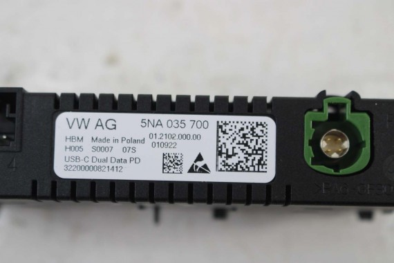 VW SEAT PORT USB PRZYŁĄCZE 5NA035700 5NA 035 700 gniazdo USB gniazda złącza złącze 2*USB wejście 5NA035700 5NA035700 5NA035700