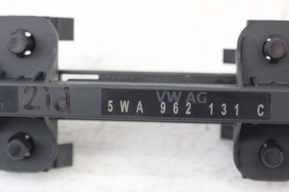 VW ID4 ANTENA MODUŁ KESSY 5WA962131C zezwolenia na wejście i uruchomienie 5WA962131C 5WA962131C 5WA962131C 5WA962131C 5WA962131