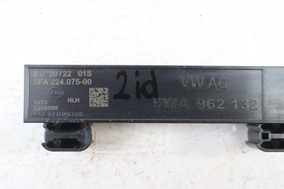 VW ID4 ANTENA MODUŁ KESSY 5WA962132 zezwolenia na wejście i uruchomienie 5WA962132 5WA962132 5WA962132 5WA962132 5WA962132