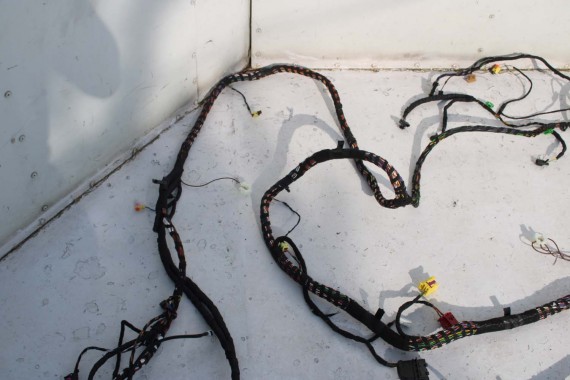 VW ID4 Pro WIĄZKA instalacja WNĘTRZA 11A971072 KOMORY SILNIKA instalacja ze skrzynką bezpieczniki 11A971420 11A971072 11A971072