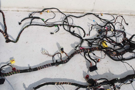 VW ID4 Pro WIĄZKA instalacja WNĘTRZA 11A971072 KOMORY SILNIKA instalacja ze skrzynką bezpieczniki 11A971420 11A971072 11A971072