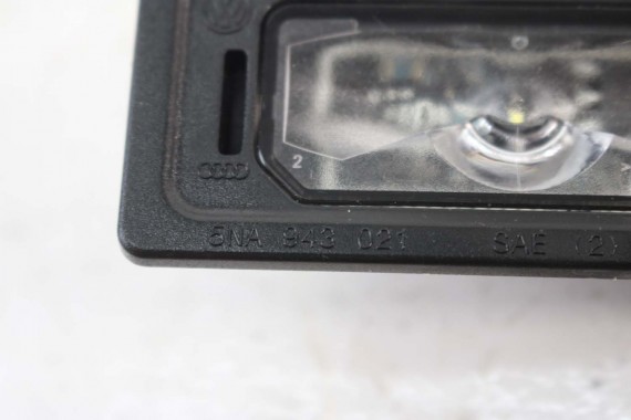 SEAT TARRACO LAMPKA LED OŚWIETLENIE REJESTRACJI 5NA943021 5NA 943 021 TYLNEJ TABLICY REJESTRACYJNEJ TYŁ AUDI SKODA VW TIGUAN