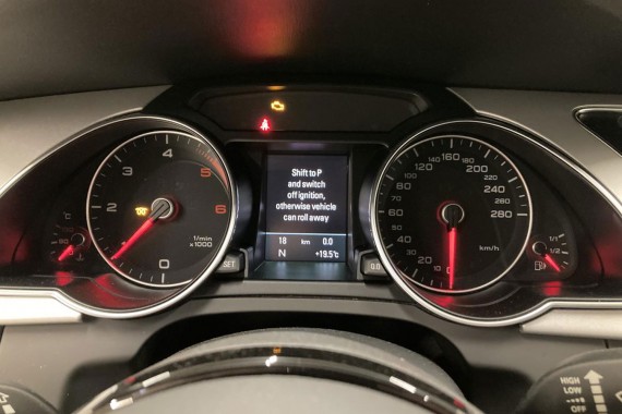 AUDI A4 A5 Q5 FL LIFT GAŁKA ZMIANY BIEGÓW 8K1713139R 8K1 713 139 R 8K B8 8T IBR czarny mieszek 8K1713139R 8K1713139R 8K1713139