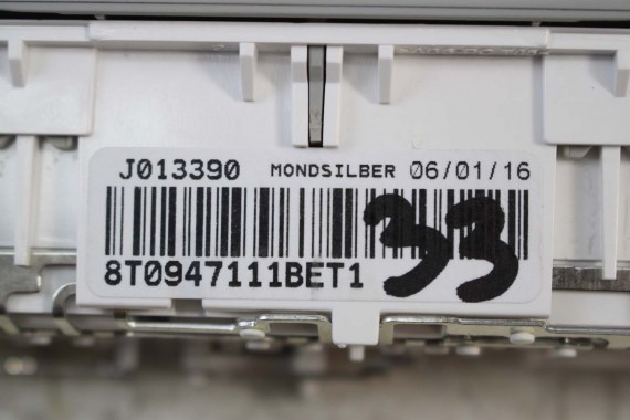 AUDI LAMPKA OŚWIETLENIE PODSUFITKI 8T0947111B kolor ET1 kryształowo srebrny  8T0 947 111 B A4 A5 Q5 8K 8R 8T0947111B 8T0947111B