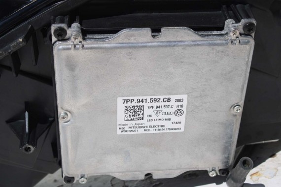 AUDI A5 S5 F5 PRZÓD maska błotniki pas przedni zderzak lampy 8W U4U4 LX5A Niebieski wzmocnienie błotnik 8W6 3.0 TFSi 8W6941035E