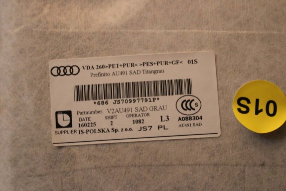 AUDI A4 SEDAN PODSUFITKA szara 8W5867506G RL9 szary 8W5 867 506 G 8W5867506G 8W5867506G 8W B9 8W5867506L 8W5867506C 8W5867506G