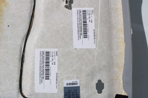 AUDI A4 SEDAN PODSUFITKA szara 8W5867506G RL9 szary 8W5 867 506 G 8W5867506G 8W5867506G 8W B9 8W5867506L 8W5867506C 8W5867506G