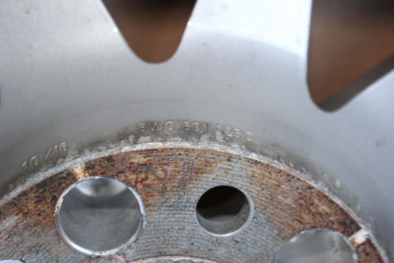 AUDI A4 A5 FELGI 17 cali OPONY KOŁA felga 8W0601025C 7.5J*17H2 ET38 8W opona 225/50/17 8W0601025C 8W0601025C 8W0601025 8W0601025