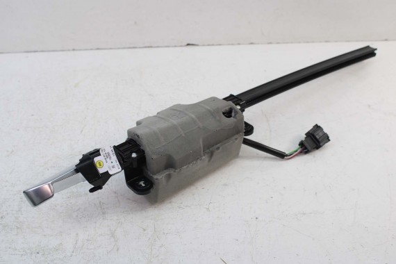 AUDI A5 MECHANIZM REGULACJI PASÓW 8W6857759 8W6857760 ELEKTRYCZNEJ L+P 8W F5 8W6 857 759 8W6857759 8W68577608W6857759 8W6857760