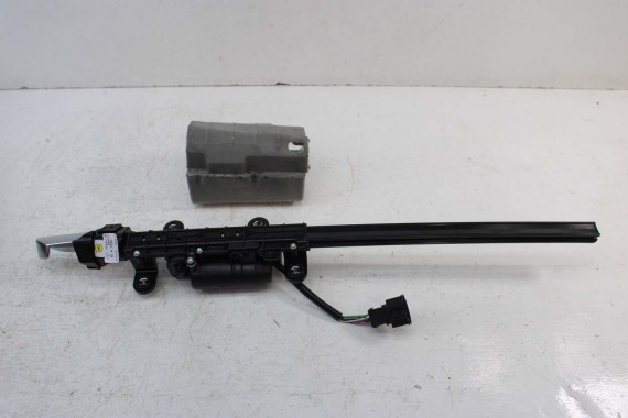 AUDI A5 MECHANIZM REGULACJI PASÓW 8W6857759 8W6857760 ELEKTRYCZNEJ L+P 8W F5 8W6 857 759 8W6857759 8W68577608W6857759 8W6857760