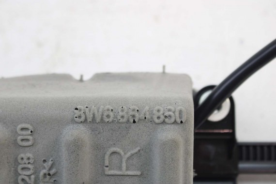 AUDI A5 MECHANIZM REGULACJI PASÓW 8W6857759 8W6857760 ELEKTRYCZNEJ L+P 8W F5 8W6 857 759 8W6857759 8W68577608W6857759 8W6857760