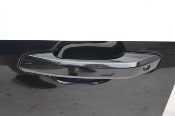 AUDI A4 SEDAN 8W B9 LY9TDRZWI LEWE PRZÓD + TYŁ STRONA LEWA przednie + tylne 2 sztuki 0E0E 8W0831051 8W5833051 8W0831051A czarny