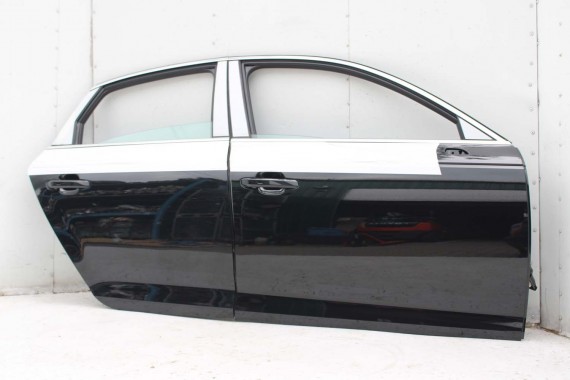 AUDI A4 SEDAN DRZWI PRAWE PRZÓD + TYŁ STRONA PRAWA przednie + tylne 2 sztuki 2 szt. 8W B9 czarny LY9T 0E 0C0C8W0831052 8W5833052
