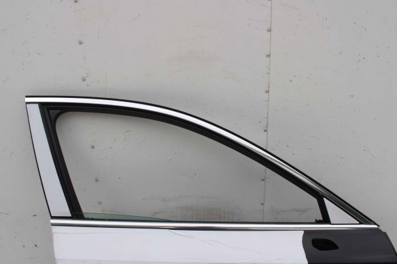AUDI A4 SEDAN DRZWI PRAWE PRZÓD + TYŁ STRONA PRAWA przednie + tylne 2 sztuki 2 szt. 8W B9 czarny LY9T 0E 0C0C8W0831052 8W5833052